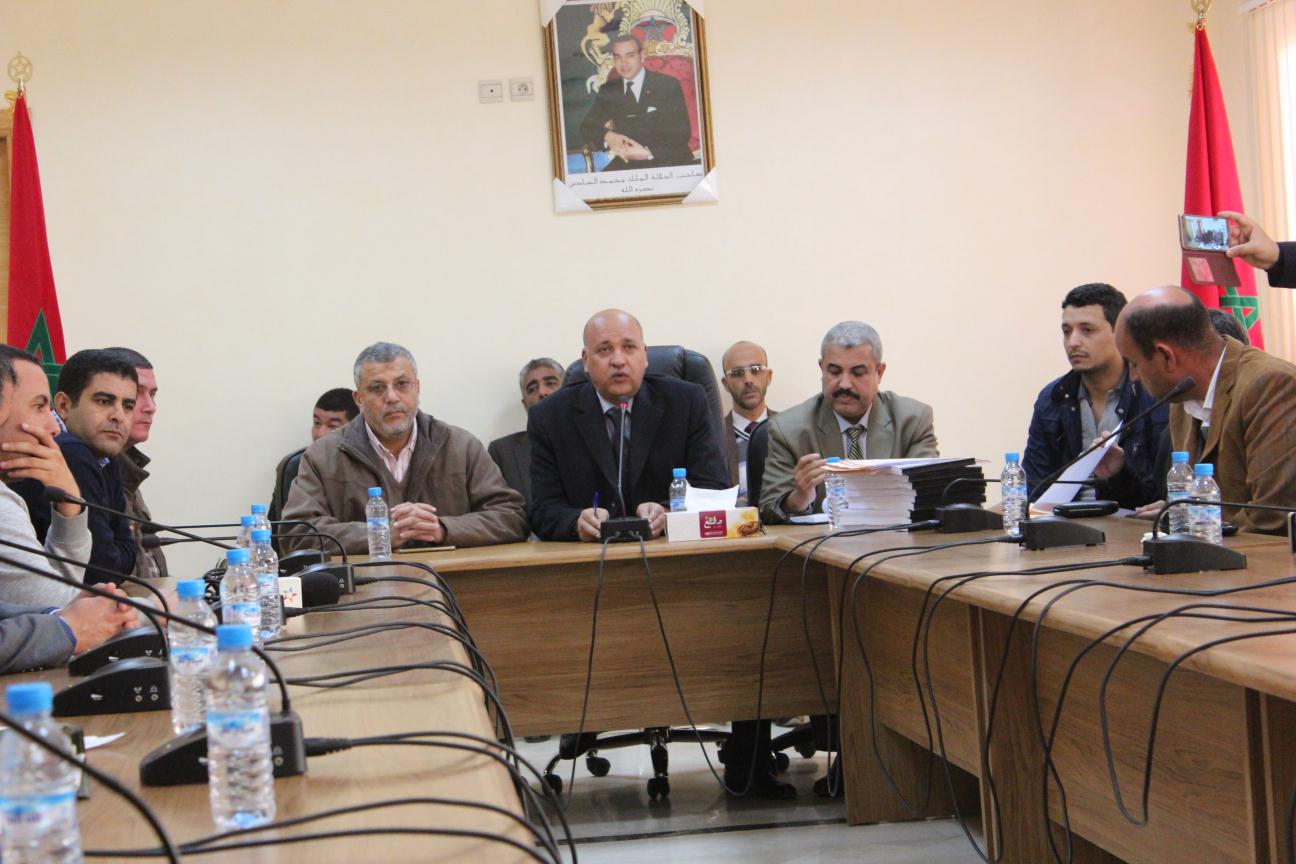 اعضاء المجلس الجماعي يعقدون ندوة صحفية